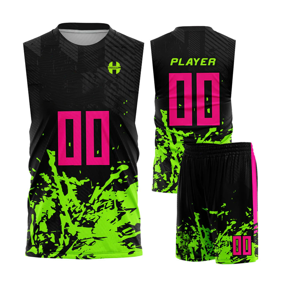 7 V 7 Uniform